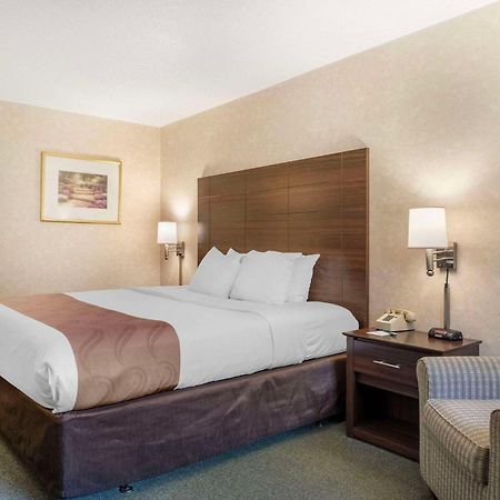 Quality Inn Vienna - Tysons Corner Ngoại thất bức ảnh
